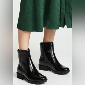 Sorel Phoenix Zip Waterproof Lug Sole Boot in Patent Black 8